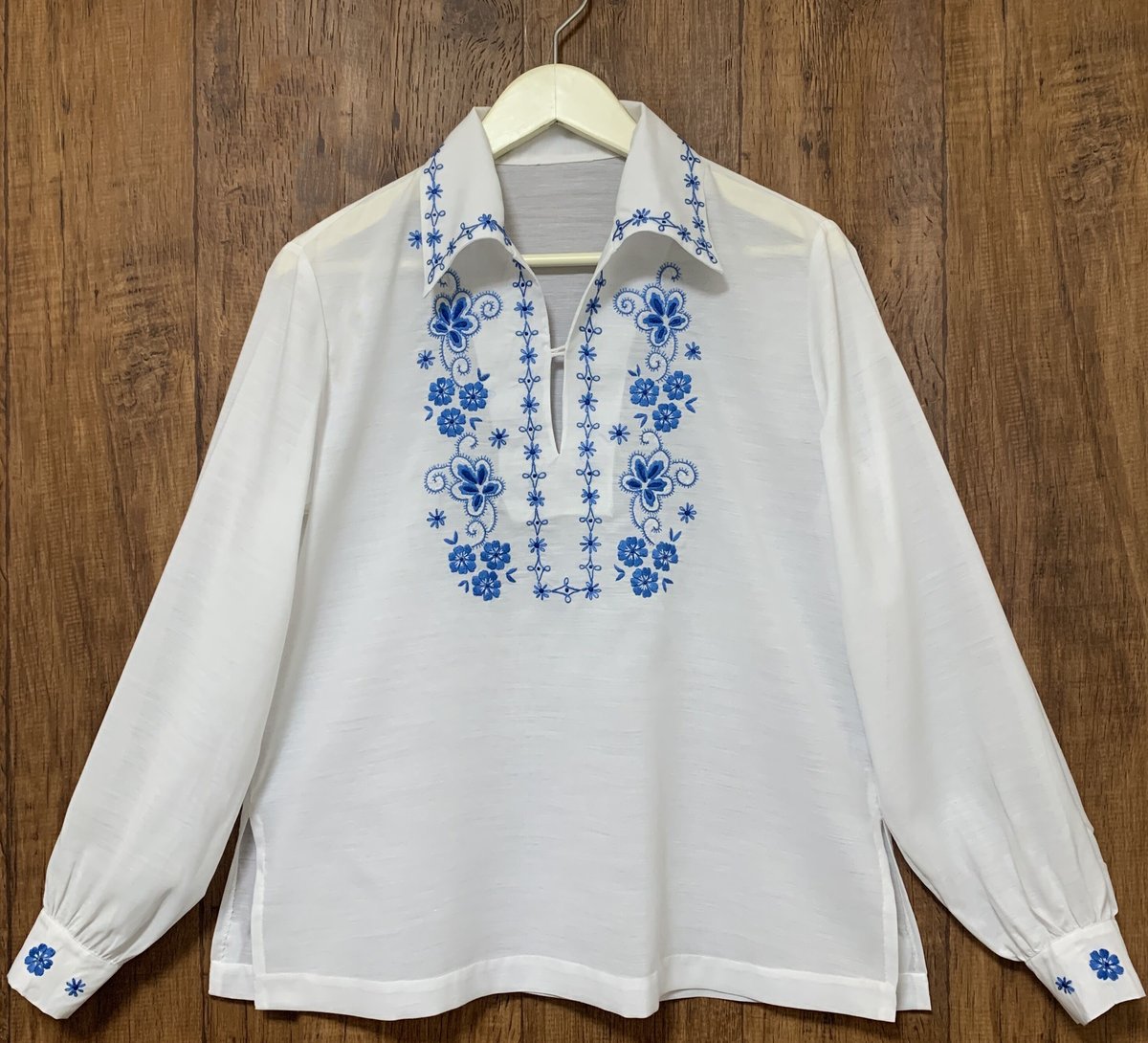 刺繍 手刺繍 白 ブラウス 花 小花 トップス ヨーロッパ レトロ  