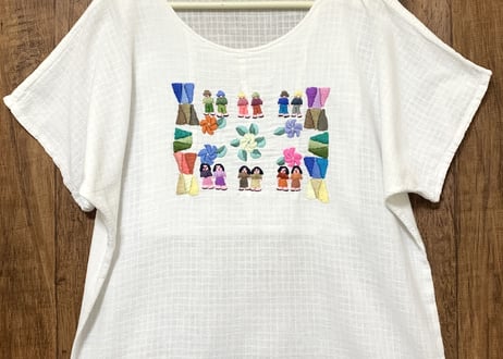 グアテマラ ガテマラ 刺繍 手刺繍 白 トップス 半袖 カラフル 花 人形 レトロ エスニック メキシカン vintage used 古着/club723(N307)