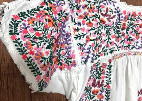 サンアントニーノ 刺繍 手刺繍 メキシカン ワンピース 白 花 ヴィンテージ エスニック ヒッピー カラフル メキシコ おしゃれ かわいい 古着/club723 クラブ723(N811)