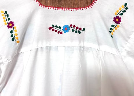 メキシカン ワンピース 白 花 刺繍 手刺繍 ヴィンテージ エスニック ヒッピー カラフル メキシコ おしゃれ かわいい USA 古着/club723 クラブ723(N791)