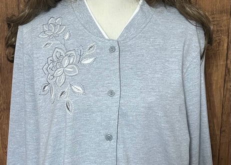 刺繍 スウェット スエット カーディガン 花 グレー 薄グレー レトロ カントリー 個性的 おしゃれ かわいい USA vintage used 古着/club723(N463)