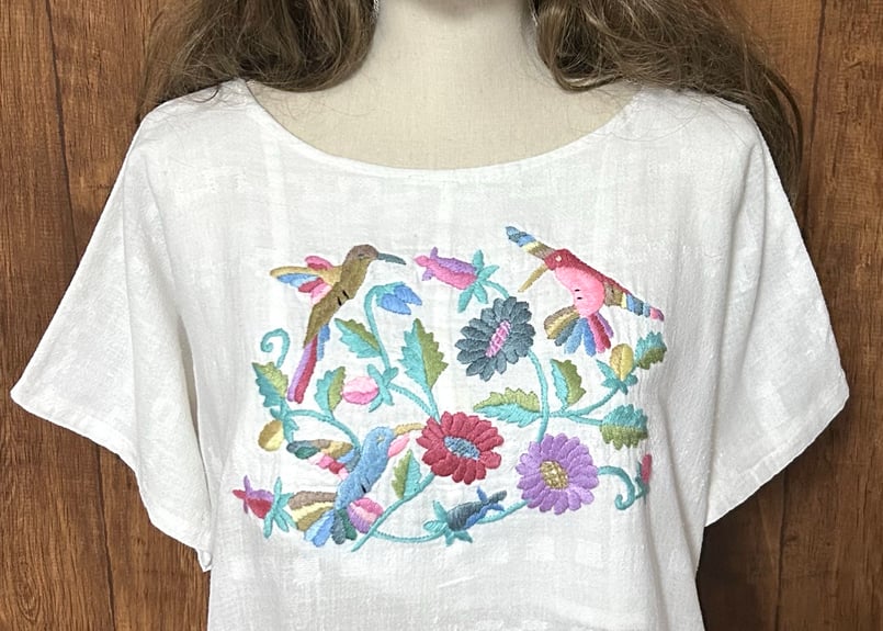 古着 カットソー レトロ 刺繍 トップス 花柄 ヴィンテージ メキシカンお花刺繍 カラフルステッチ フォークロア レトロ アメリカ