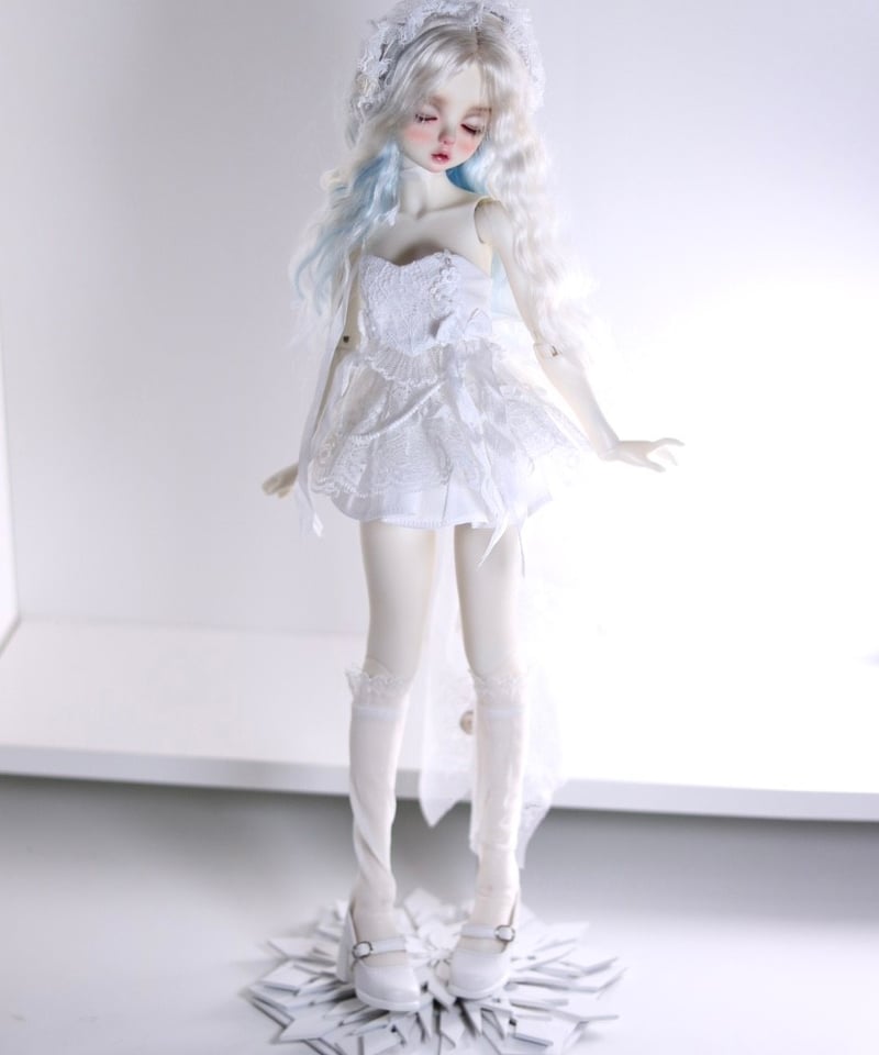 専用　ドールスタンド　人形立て大5台とビスク手(写真1.2枚目) Amazon.co.jp: ドールスタンド ホルダー 1/3 1/4人形 フィギュア