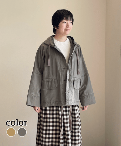 Moon at Noon ムーンアットヌーン　新品未使用　美品　ポンチョスタイル Moon at Noon ムーンアットヌーン 新品未使用 美品 ポンチョ