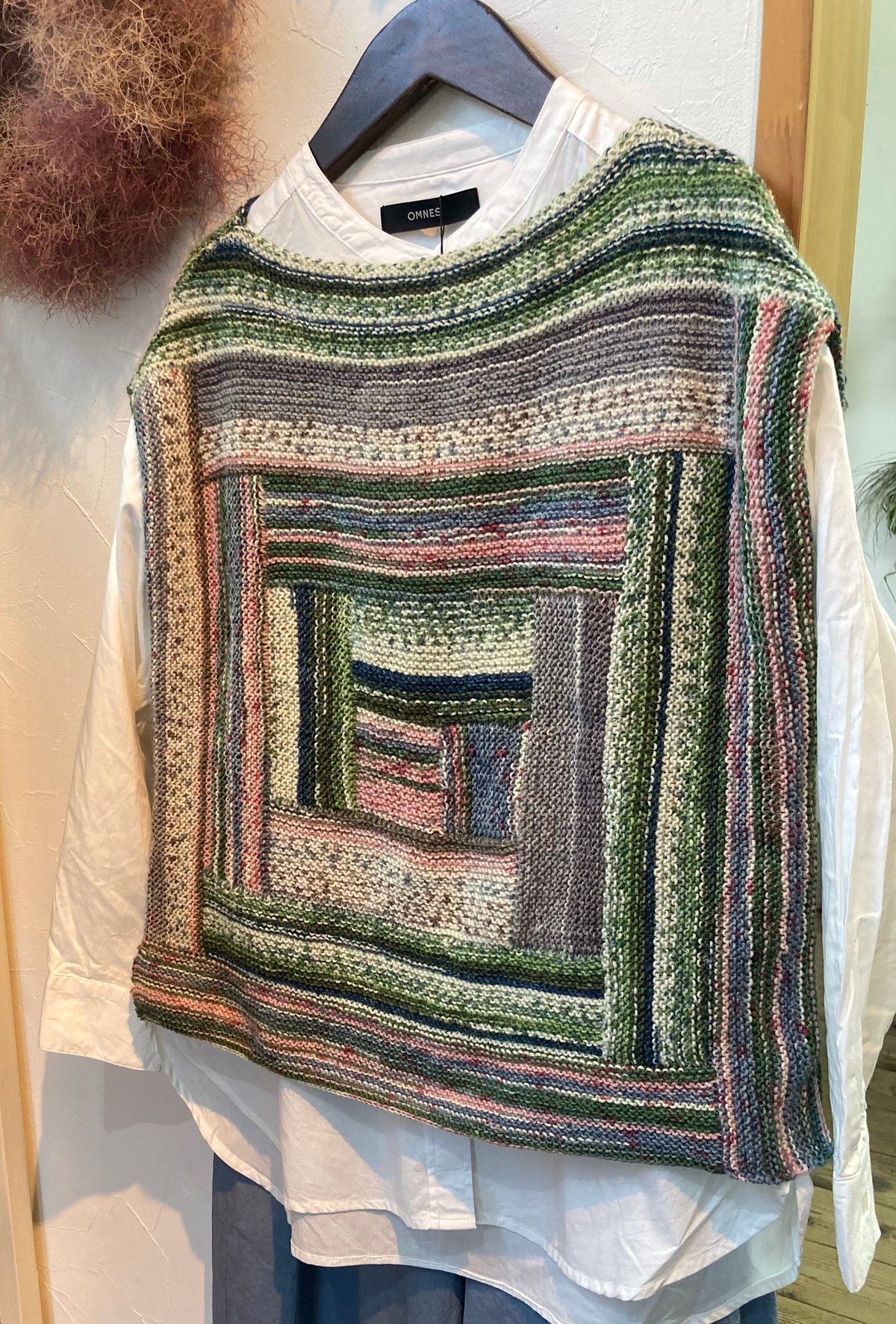 パッチワーク風ベスト 編み図(ダウンロード版) | 毛糸と雑貨 BLUE