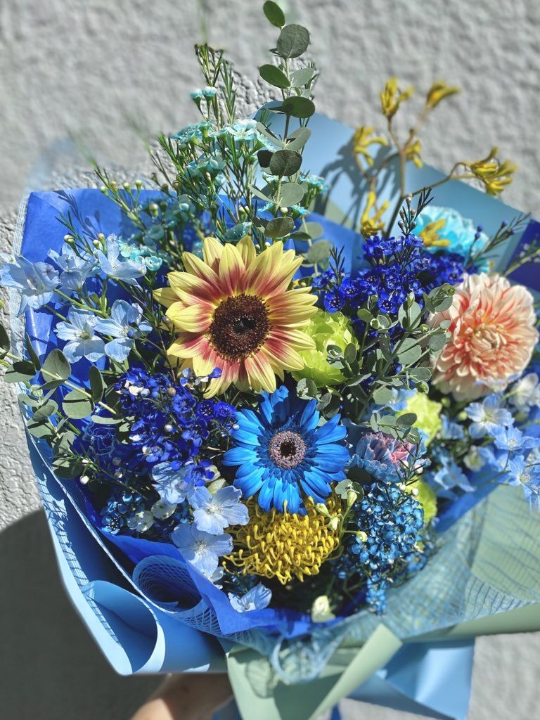 🌻ヒマワリと青いお花のブーケ🌻Mサイズ | UTSUWA FLOWER
