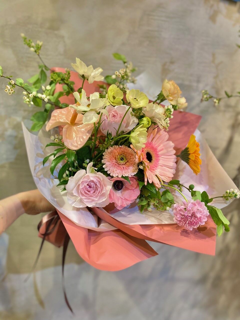 季節のブーケ-M- ¥6000+送料 | UTSUWA FLOWER