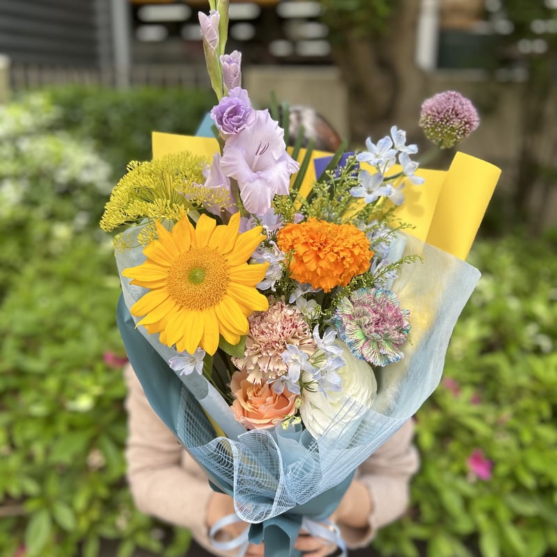 季節のフラワーアレンジと京菓子末富の行雲流水セット