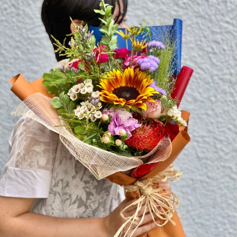 季節のブーケ-M- ¥6000+送料 | UTSUWA FLOWER
