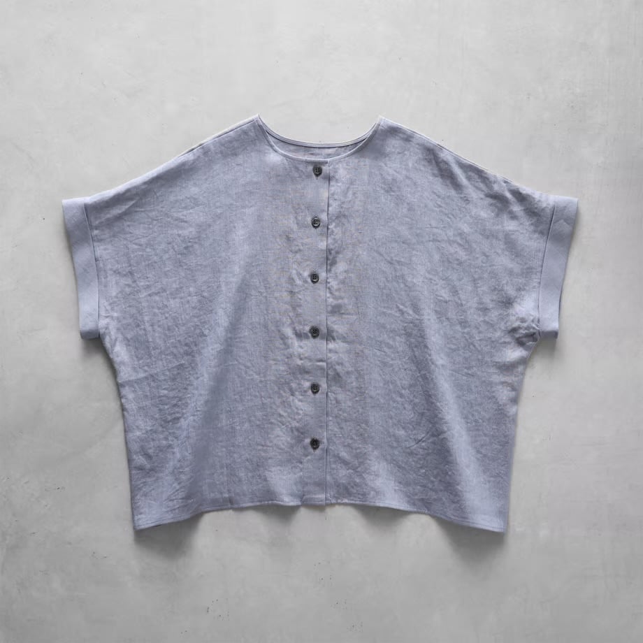 ８月中大幅値引き❗️HUIS完売黒シャトルリネンバッグボタン半袖ブラウスU615 8月中大幅値引き❗️HUIS完売黒シャトルリネンバッグボタン半袖