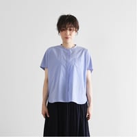 HUIS.  ゆるふわコットンコクーンブラウス（サックスブルー）U117