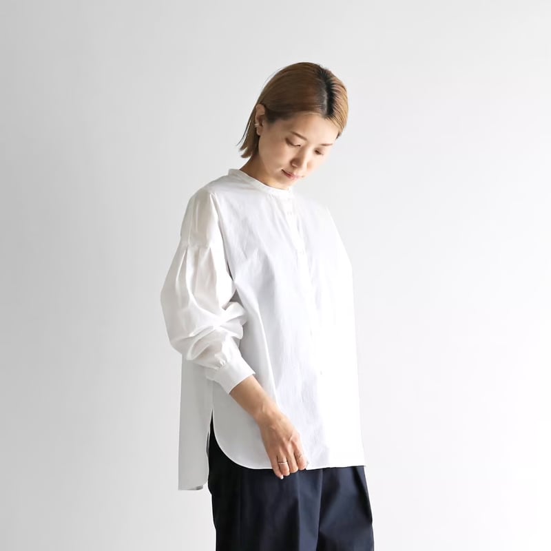 HUIS. オーガニックコットンバルーンスリーブブラウス（白）U114