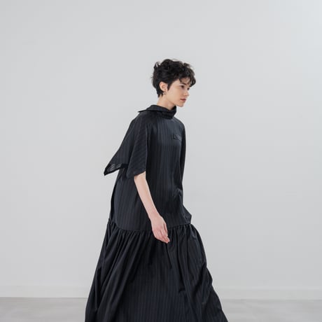 [TA-OP0046]GATHERED FLARE SQUARE SLEEVE DRESS