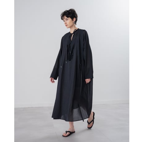 [TA-OP0045]DEEP SLIT SLEEVELESS FLAIR DRESS