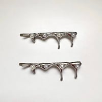 Wave metal hairpin