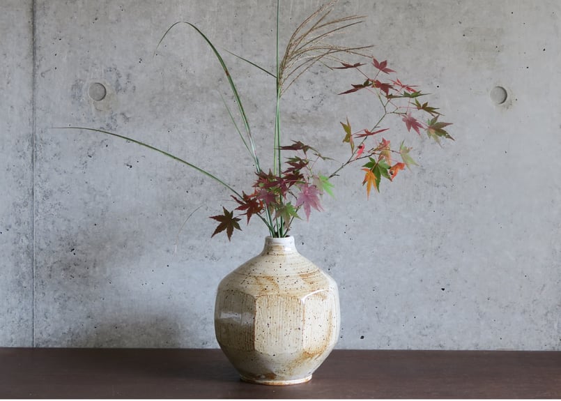 A)白釉面取花入 （隆 作） | 隆太窯 shop