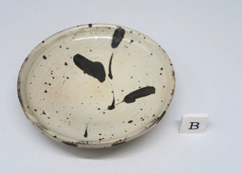 唐津絵粉引皿 （隆 作） | 隆太窯 shop