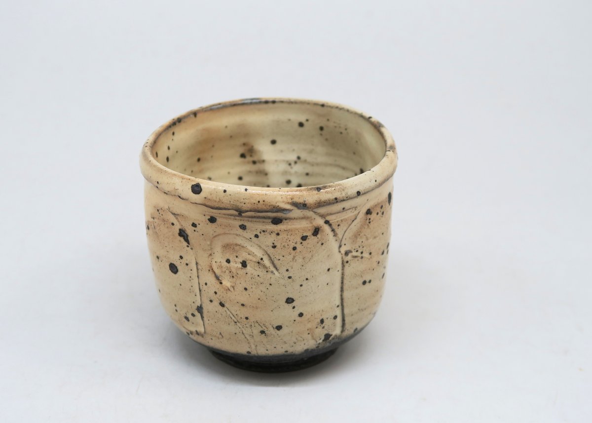 新作★中里太亀【師＆父：中里隆】唐津粉引そぎめ湯のみ 新作☆中里太亀【師＆父：中里隆】唐津粉引そぎめ湯のみ - メルカリ