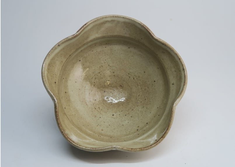 斑唐津花形鉢 （太亀 作） | 隆太窯 shop