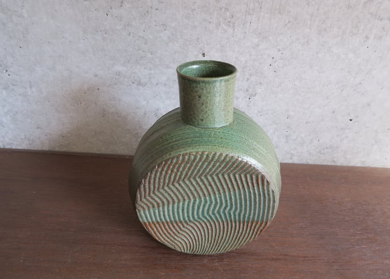 A）緑釉波文提瓶 （隆 作） | 隆太窯 shop