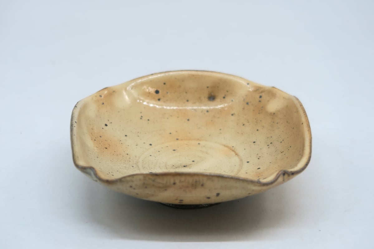 唐津粉引四方皿 （隆 作） | 隆太窯 shop