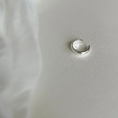 "simple"  earcuff