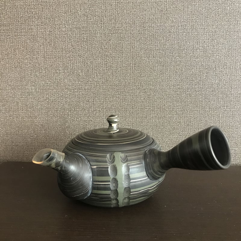 常滑焼 春太朱泥牡丹彫急須 | 守屋商店