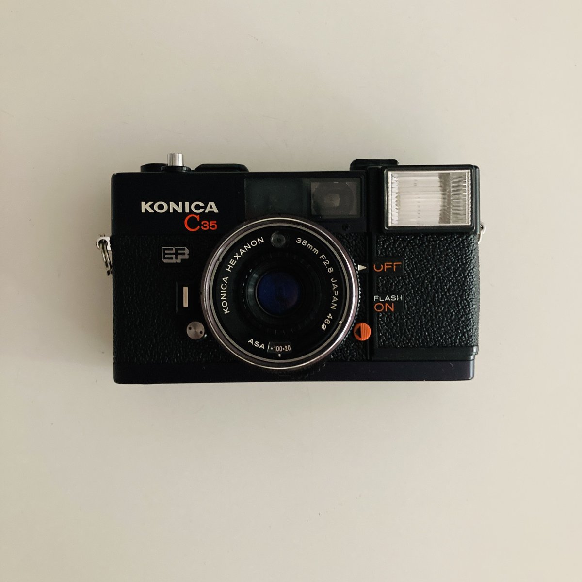 KONICA C35 EF フィルムカメラ 写真付 | 守屋商店 KONICA C35 EF フィルムカメラ 写真付 | 守屋商店