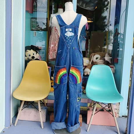ギター弾きの花柄オーバーオール🌈