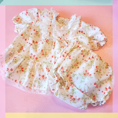 Kids🧸イチゴ柄セットアップ