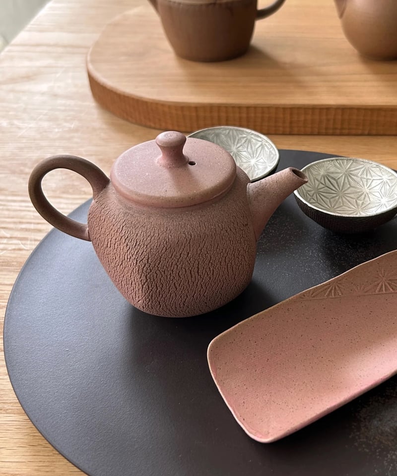 甚秋陶苑／嵐絞り印籠蓋茶注5角形・桃色 | MWL STORE