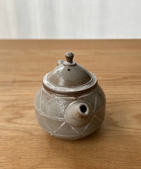 小北條 Kohokujo／MWL ＃251 アナナス灰釉茶注（190ml）