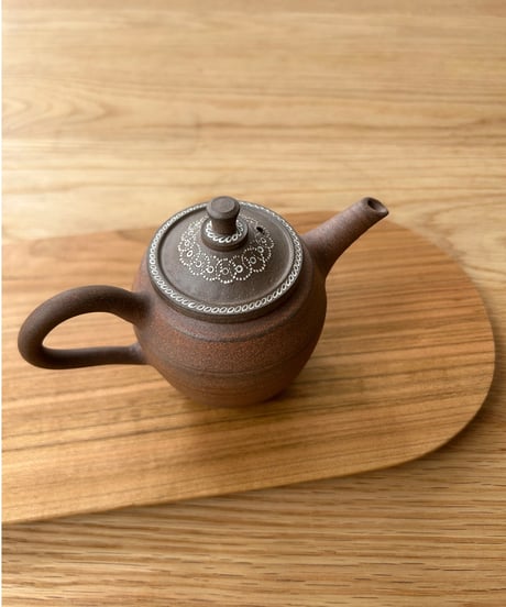 小北條 Kohokujo／MWL ＃2524 象嵌焼締後手急須（150ml）