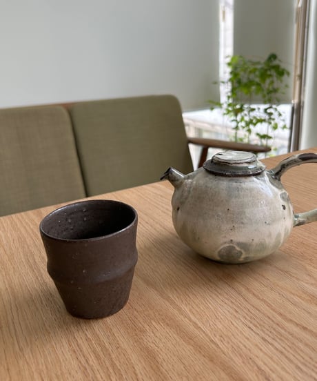 BRUNT レンコン　湯呑み　タン カラー BRUNT レンコン 湯呑み タン カラー bush de brunt レンコン