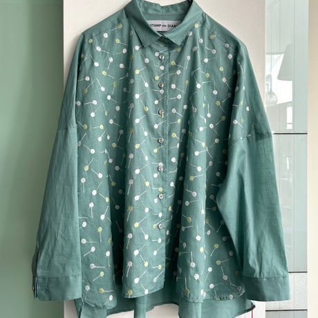 STAMP AND DIARY / シャツカラー・ビッグ長袖シャツ（グリーン）