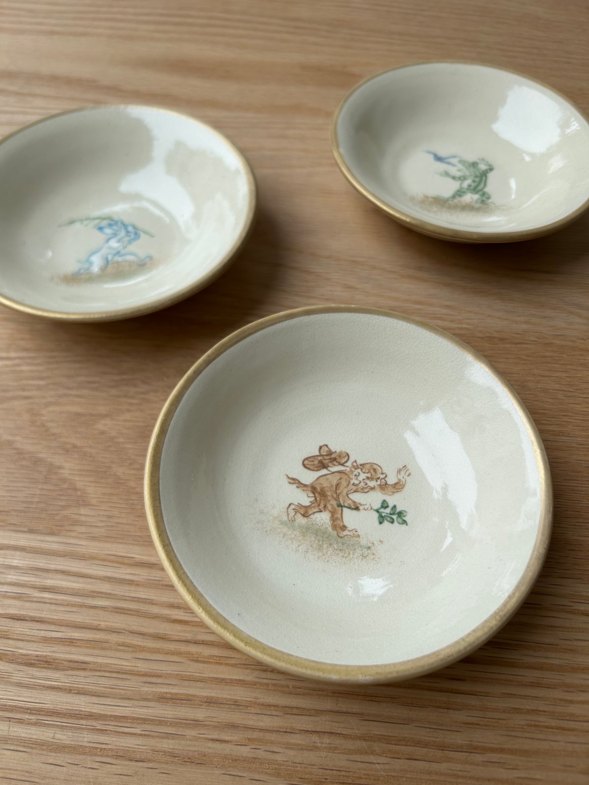 【新品未使用】　国宝　鳥獣人物戯画　小皿　ぐい飲み　高山寺 小皿 相撲〈国宝 鳥獣人物戯画〉 | 高山寺公式ショップ | 京もの