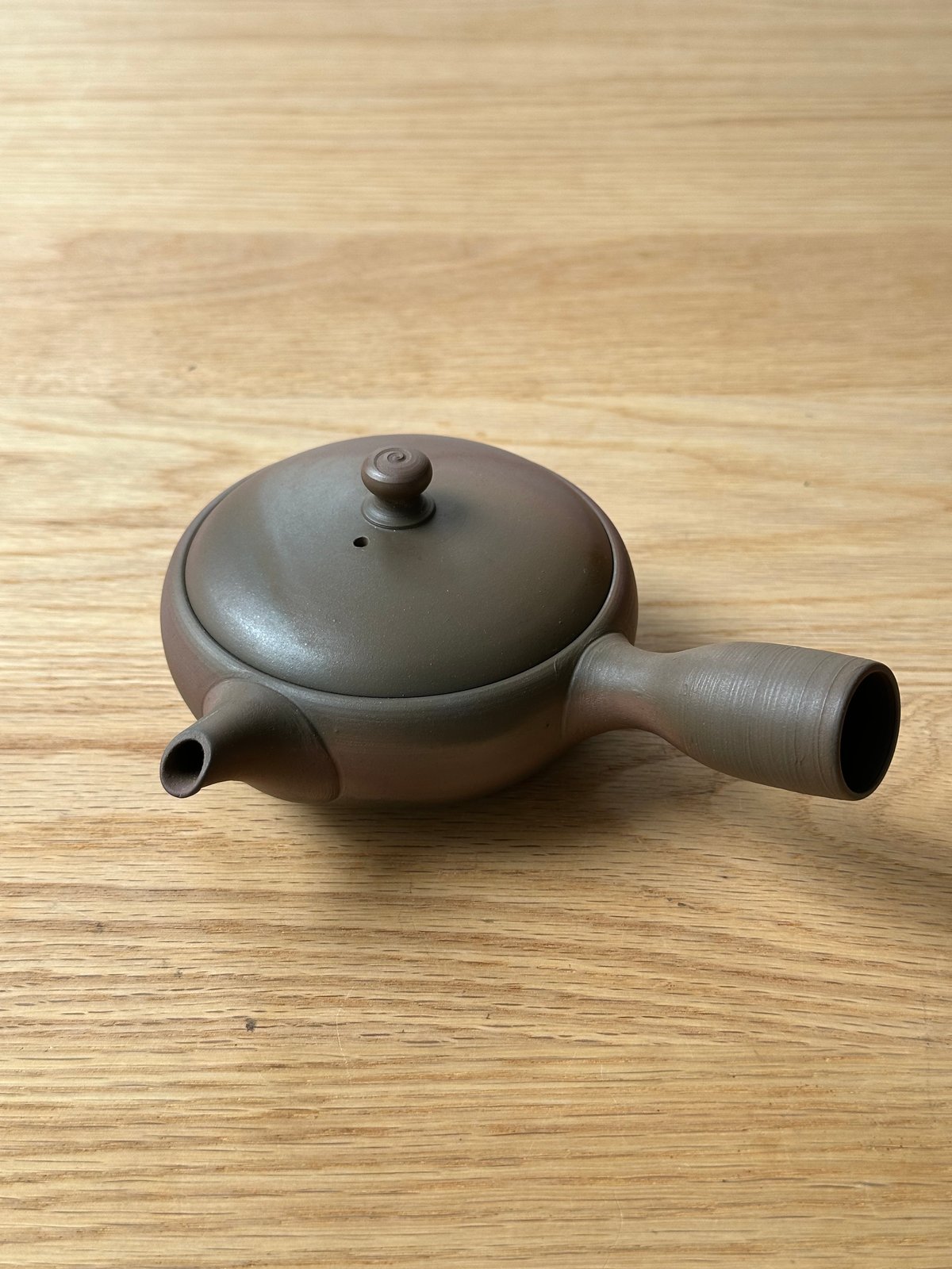 紀州御庭焼　糸巻形香合　7.7 × 7.7 × 2センチ　河濱支流　永楽善五郎 51o8o2ih3GL._AC_UL210_SR210,