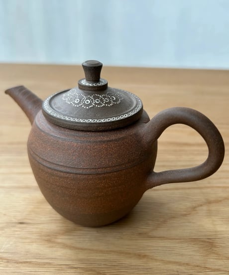 小北條 Kohokujo／MWL ＃2524 象嵌焼締後手急須（150ml）