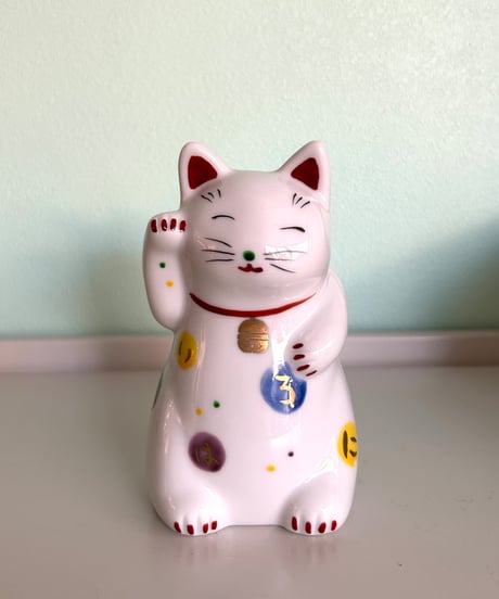 福ねこ／まねき猫・白磁（いろは）