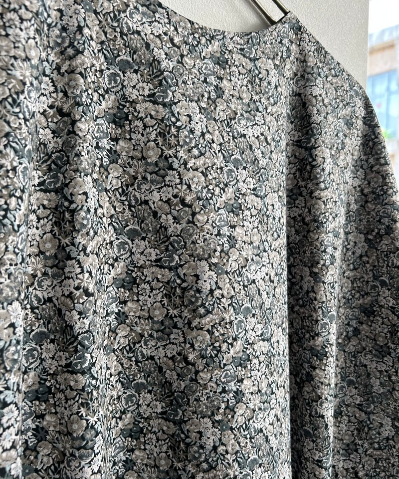 utilité / リバティ・フレンチスリーブワンピース（Chive) | MWL STORE