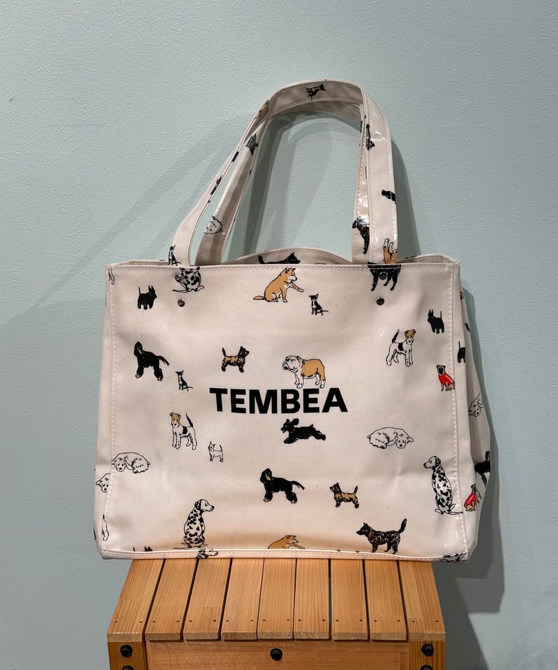 新品未使用 TEMBEA 犬柄 トートバッグ 大きめ テンベア TEMBEA 犬柄 