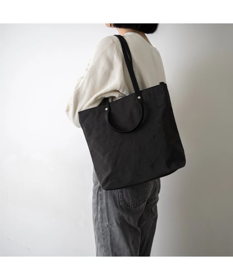 .URUKUST / ウルクスト・TWIST-ZIP（Small）グレイ