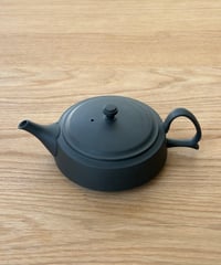 磯部商店・高資陶苑 TAKASUKE (Kuro 後手急須)