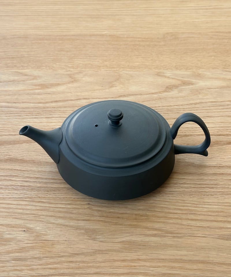 磯部商店・高資陶苑 TAKASUKE (Kuro 後手急須) | MWL STORE