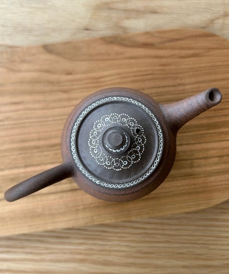 小北條 Kohokujo／MWL ＃2524 象嵌焼締後手急須（150ml）