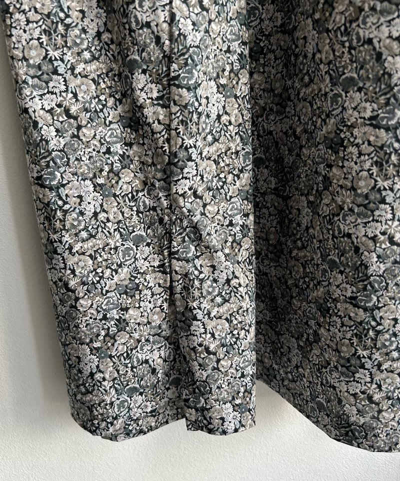 utilité / リバティ・フレンチスリーブワンピース（Chive) | MWL STORE