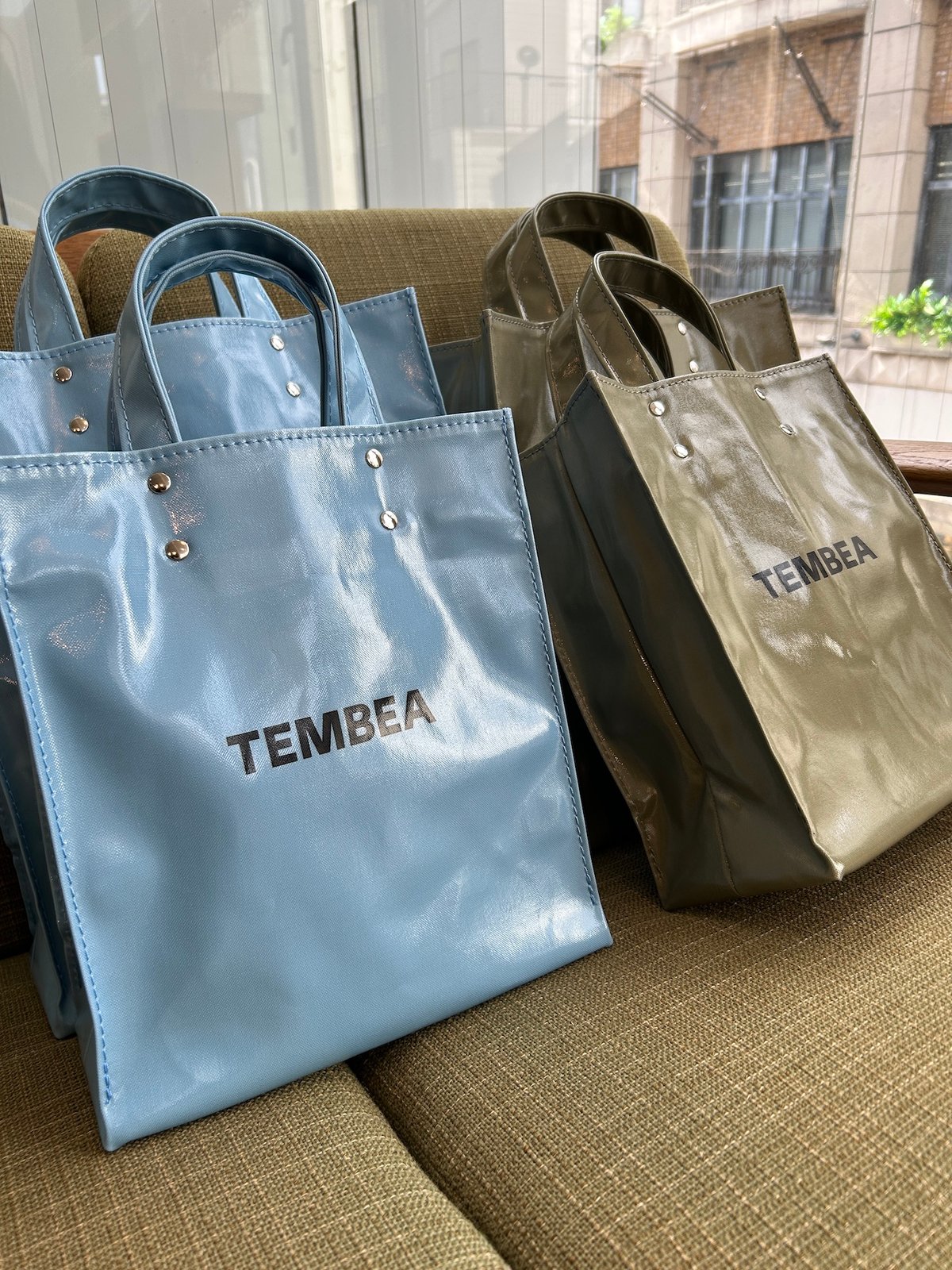 未使用　tembea トートバッグ TEMBEA／クリア ペーパートート（スモール）サックスブルー