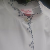 ブラウス