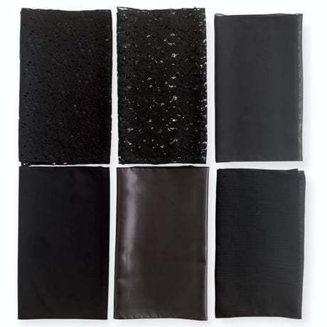 Black Textured Drape / 黒の質感ドレープ