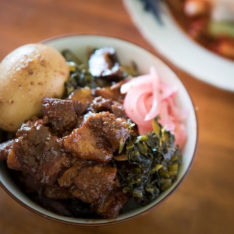 かかんの魯肉飯の餡